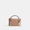 Rainer crossbodytas 18 in Signature Canvas