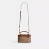Rainer crossbodytas 18 in Signature Canvas