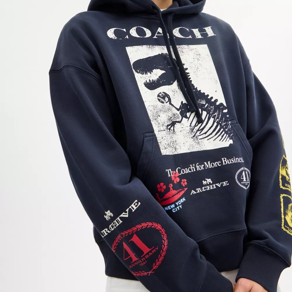 Relaxte Hoodie met dinosauruscollage van biologisch katoen