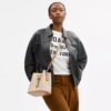 Rowan-bucketbag van Rainbow Signature Canvas