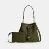 Rowan-bucketbag van Signature Canvas