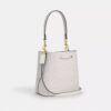 Rowan-bucketbag van Signature Canvas