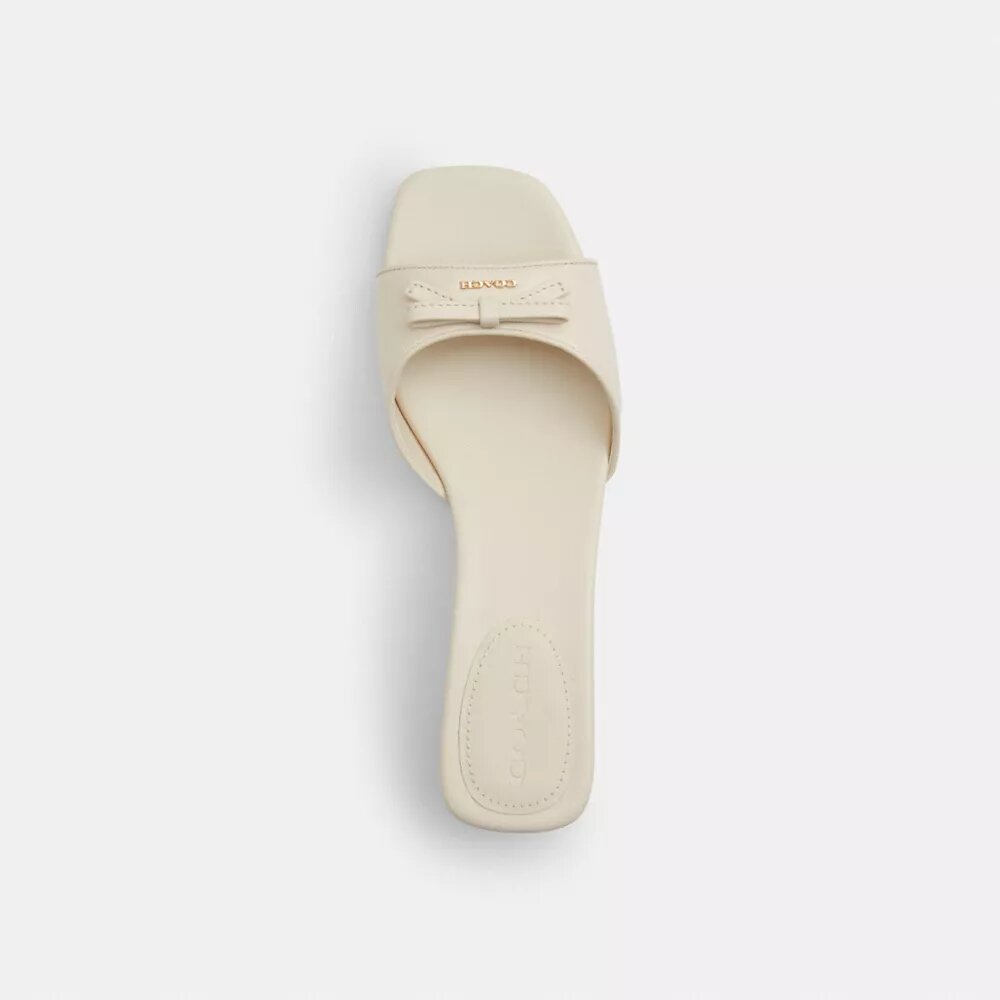 Sandalen met hak en strik