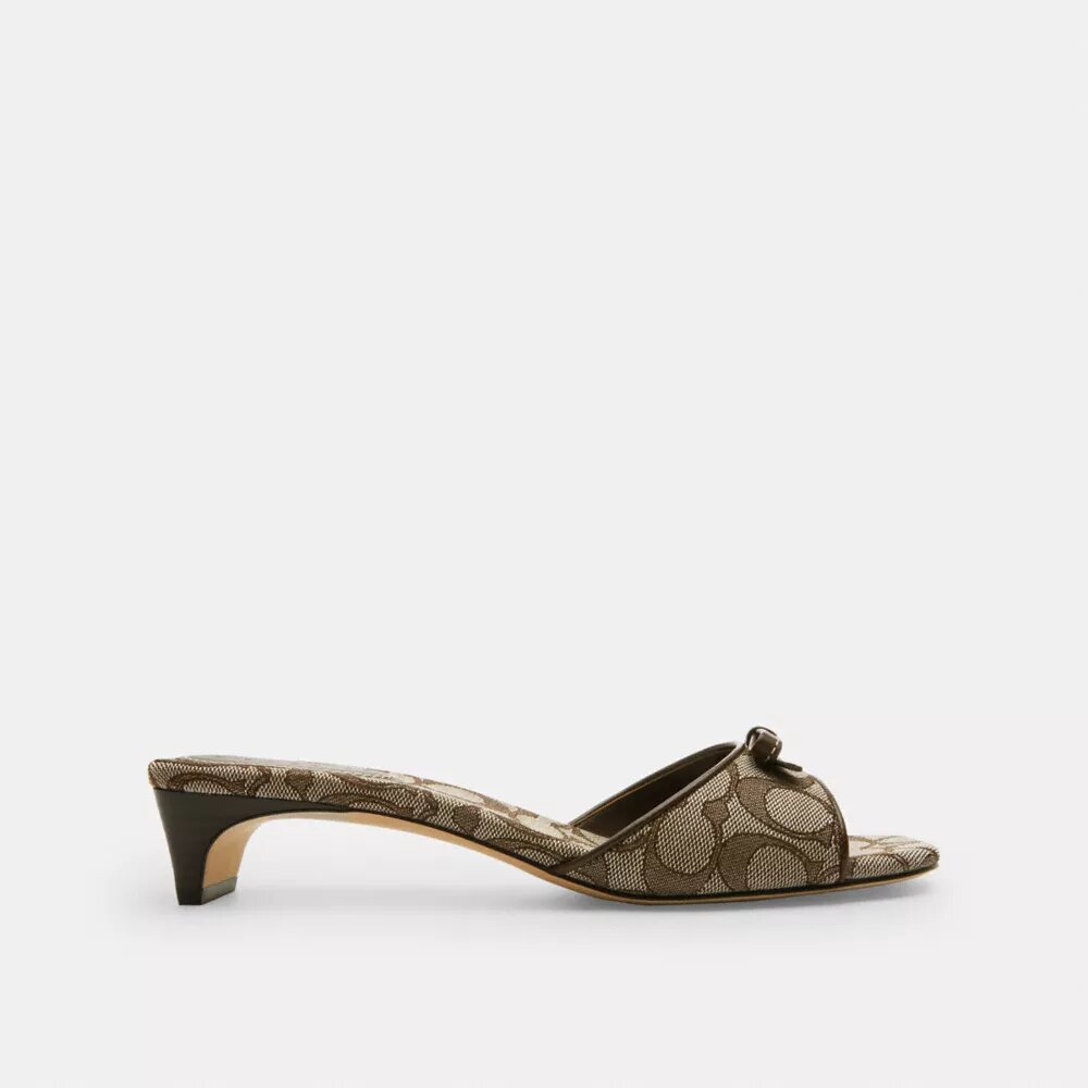 Sandalen met hak en strik in kenmerkend jacquard