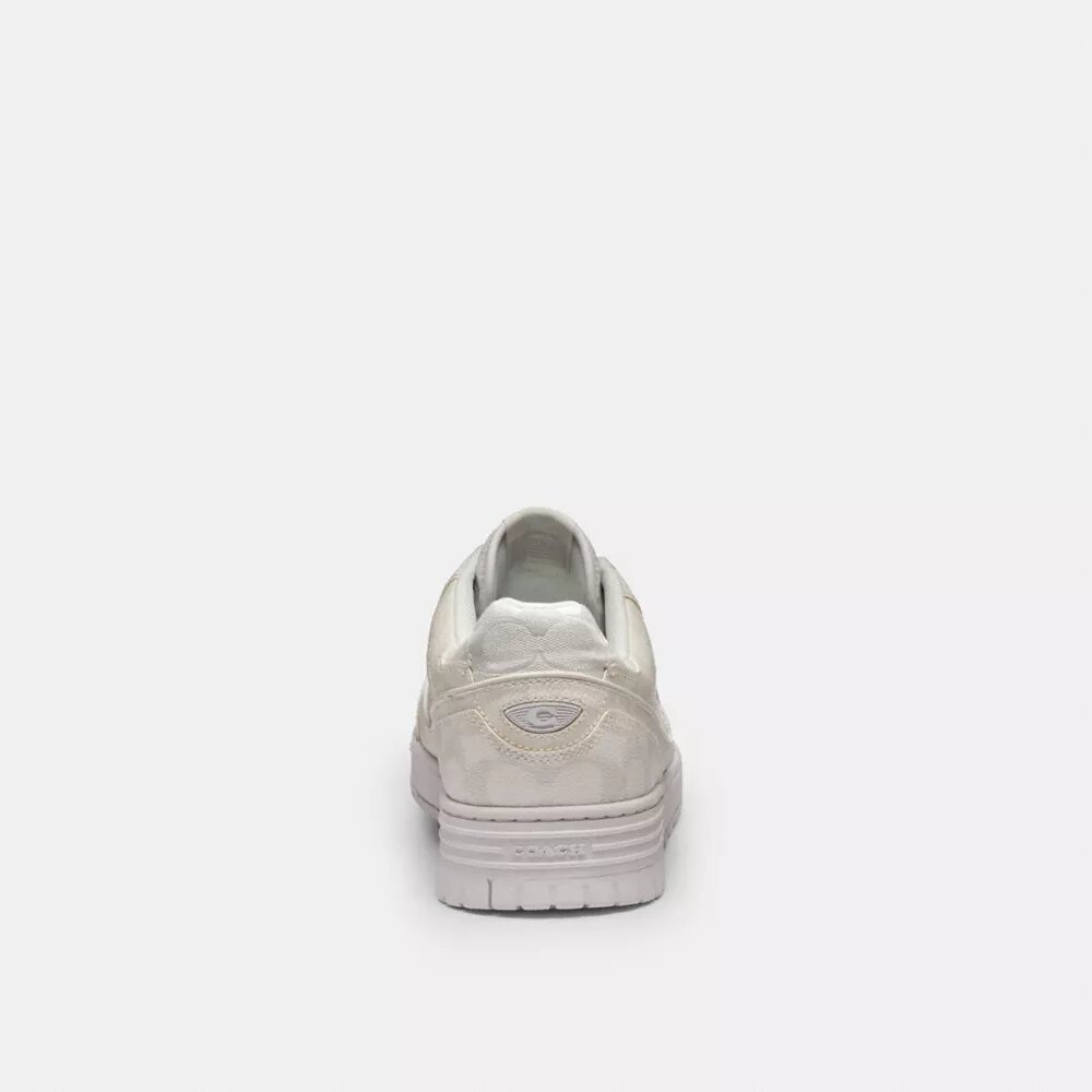 Soho-sneakers in kenmerkende stijl