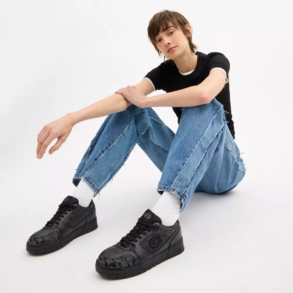 Soho-sneakers in kenmerkende stijl