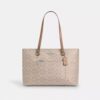 Station Tote Bag van Signature Canvas
