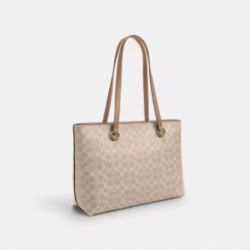 Station Tote Bag van Signature Canvas