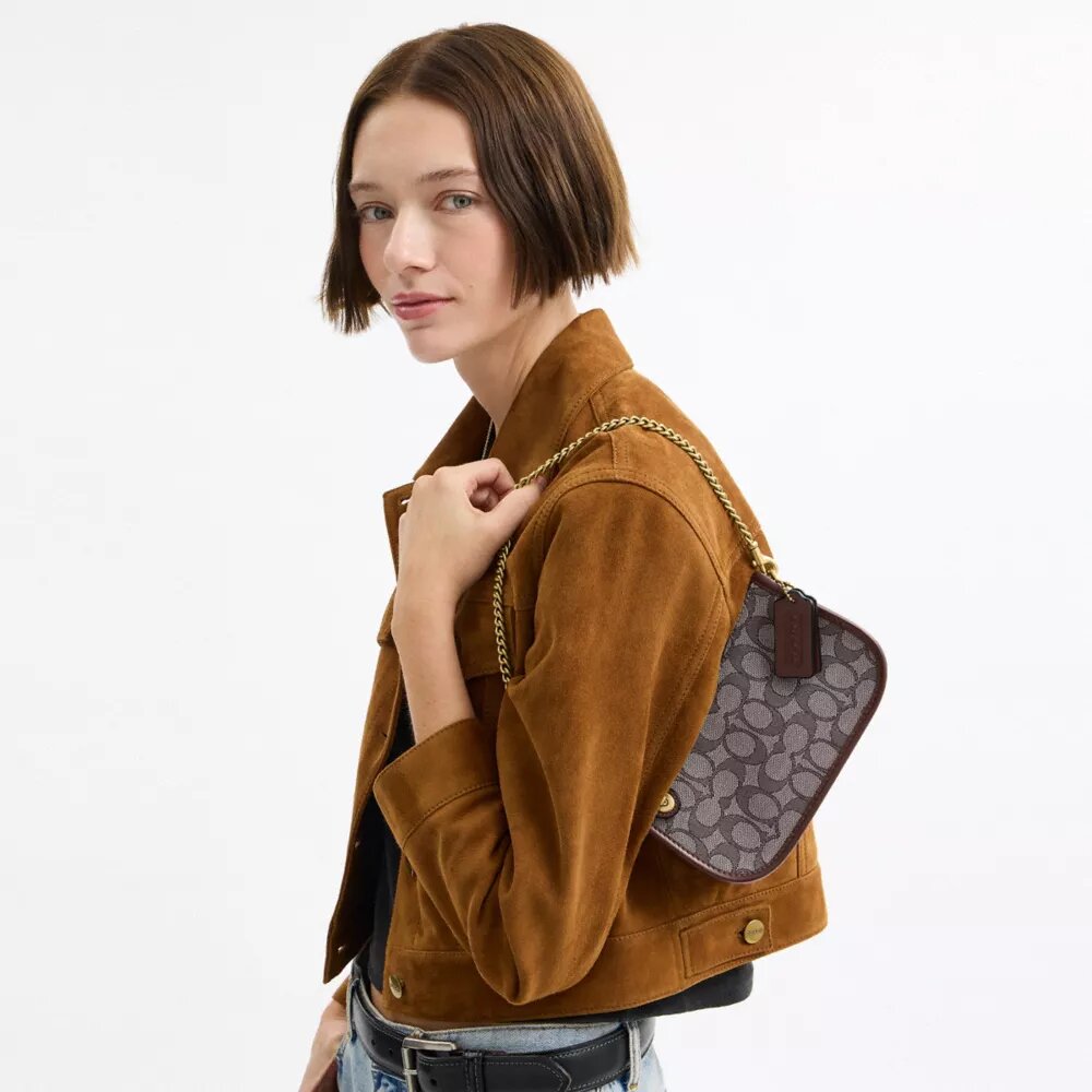 Swinger-tassen 20 met ketting in kenmerkend jacquard