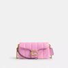 Tabby Chain Crossbodytas 19 met doorgestikt patroon