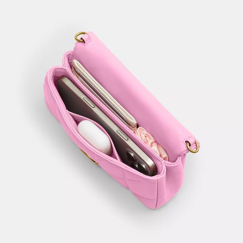Tabby Chain Crossbodytas 19 met doorgestikt patroon