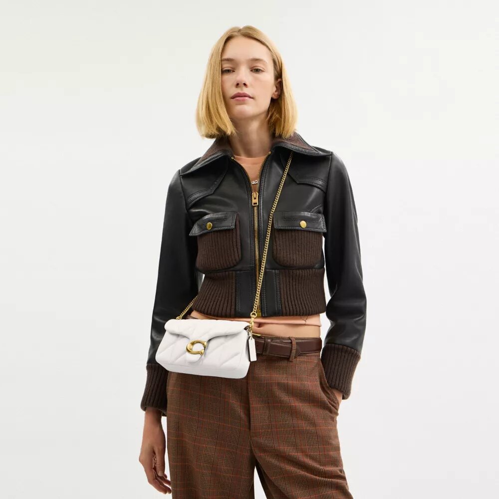 Tabby Chain Crossbodytas 19 met doorgestikt patroon