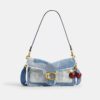 Tabby-schoudertas 26 met patchwork van hergebruikt denim