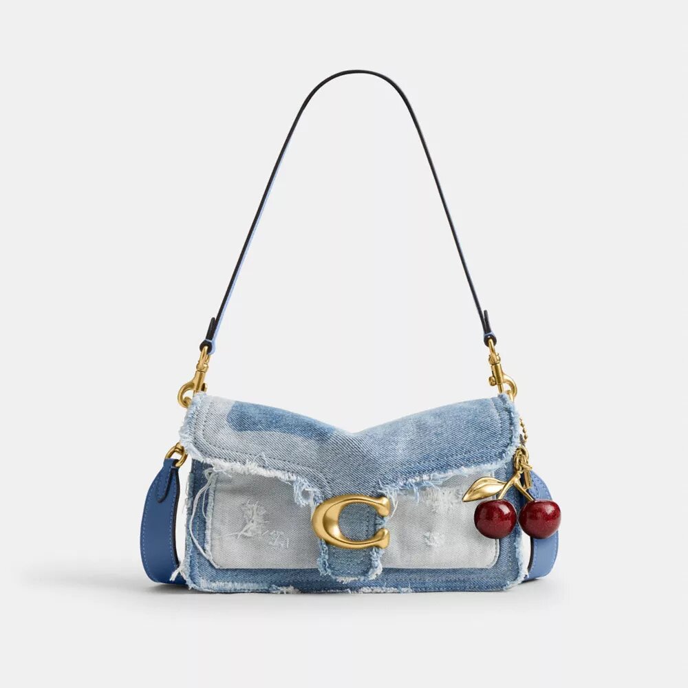 Tabby-schoudertas 26 met patchwork van hergebruikt denim