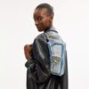 Tabby-schoudertas 26 met patchwork van hergebruikt denim