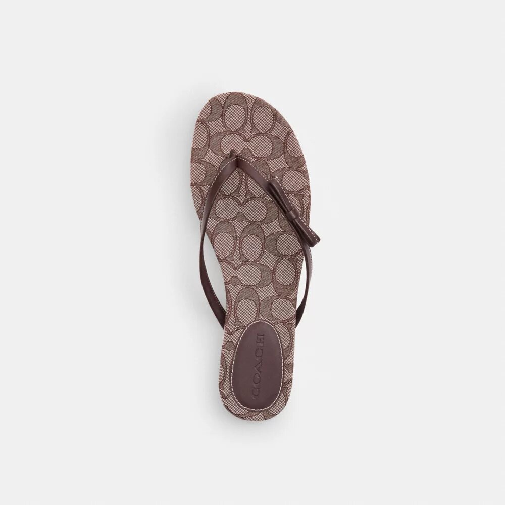Teenslippers met strik in Signature Jacquard