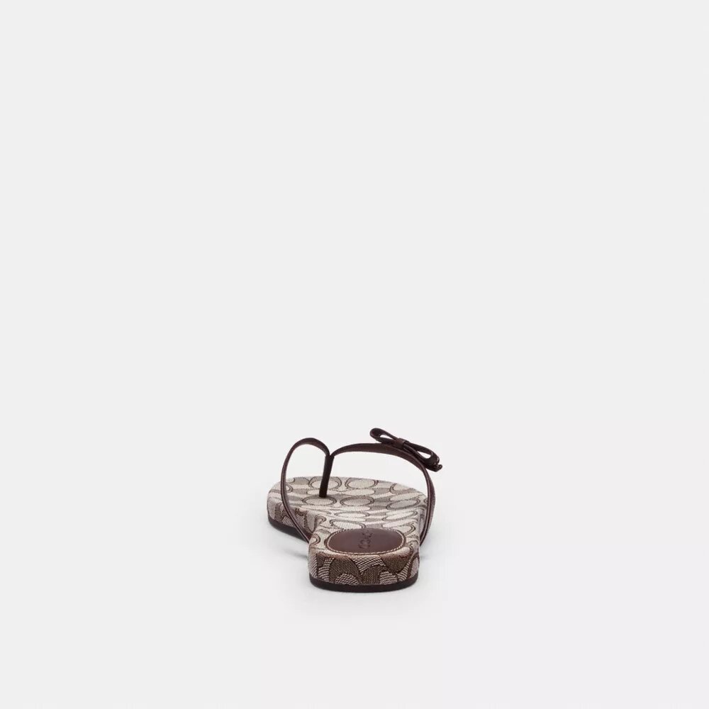 Teenslippers met strik in Signature Jacquard