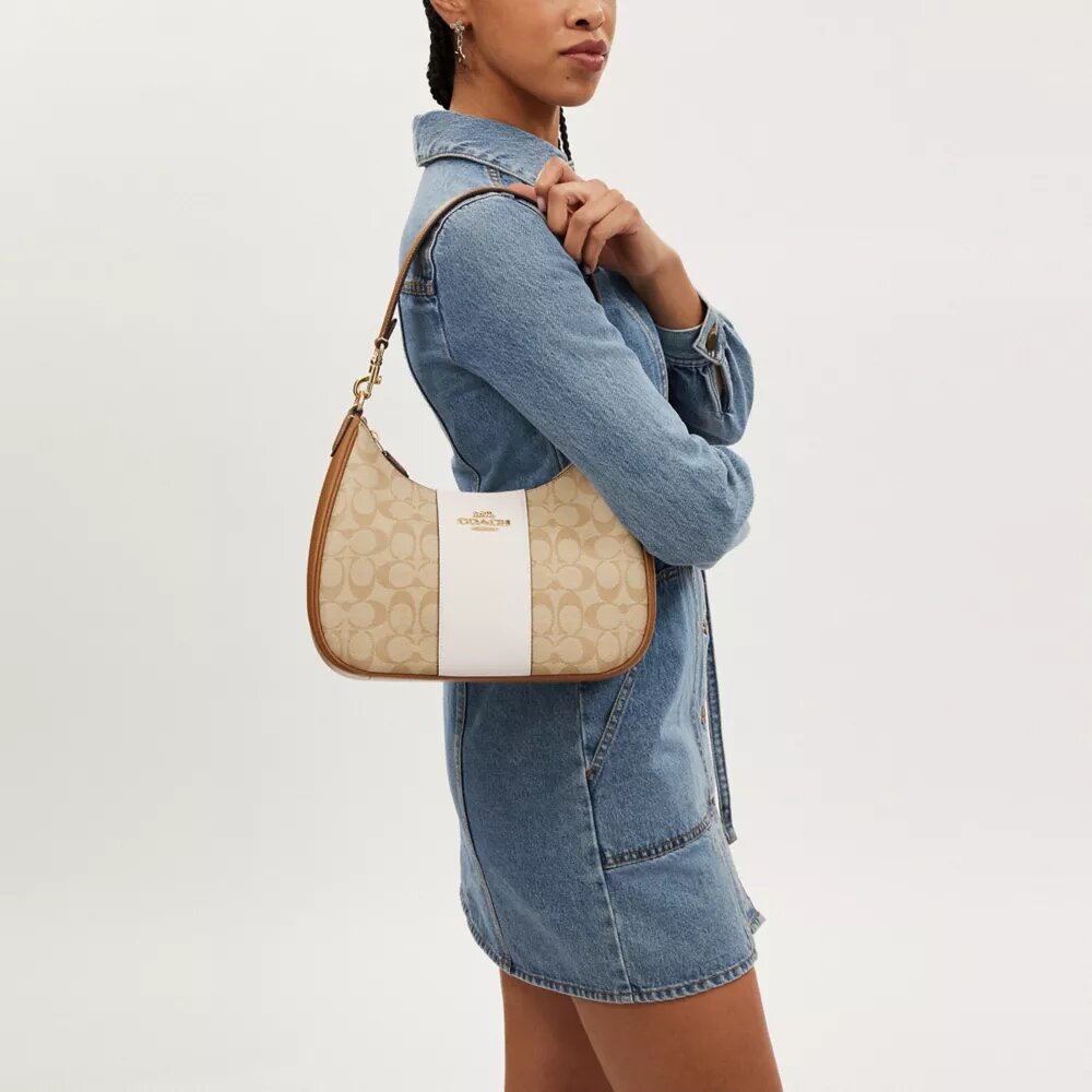 Teri Hobo-tas van Signature Canvas met streep
