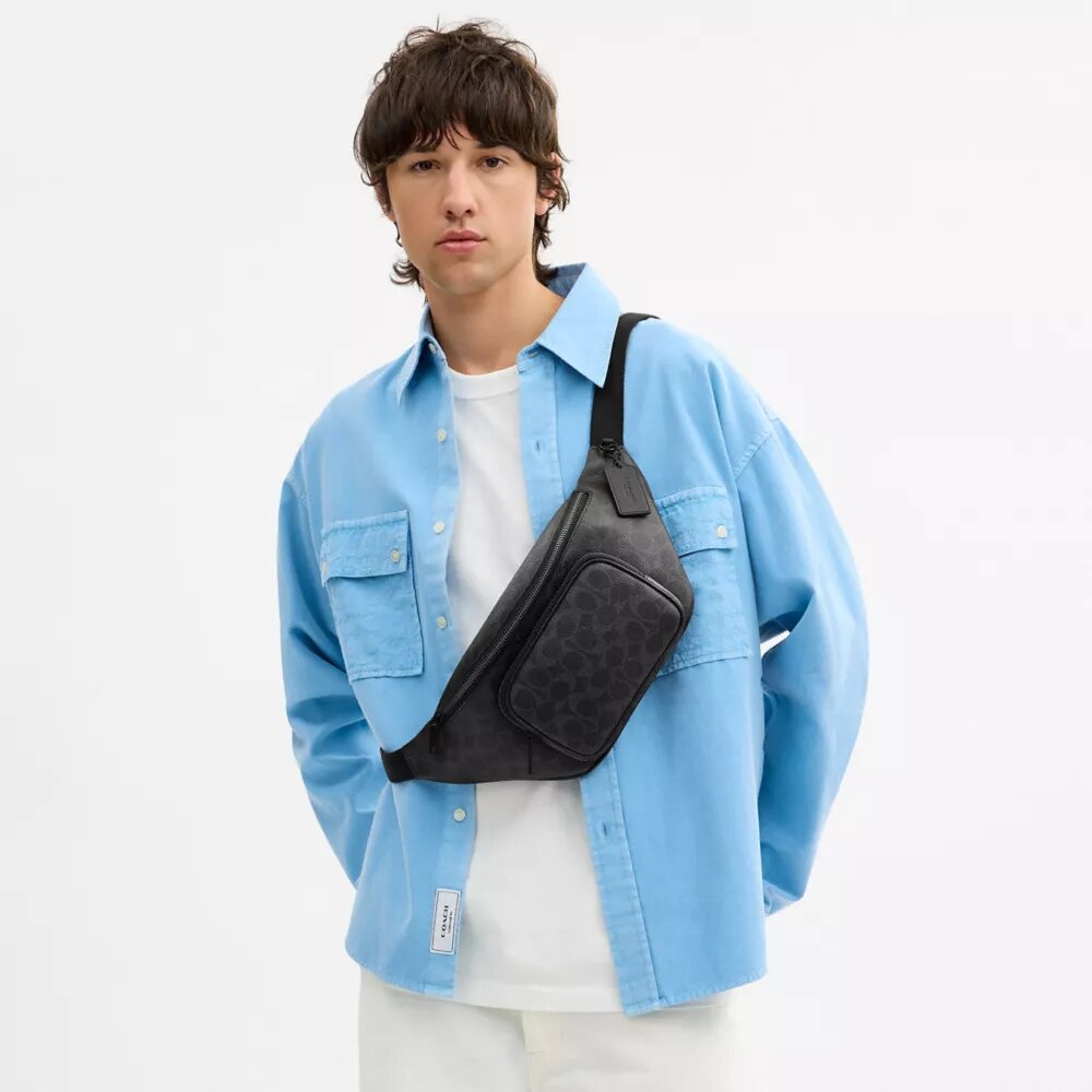 Travis-heuptas 35 in Signature Canvas