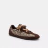 Zachte sneakers in kenmerkend jacquard